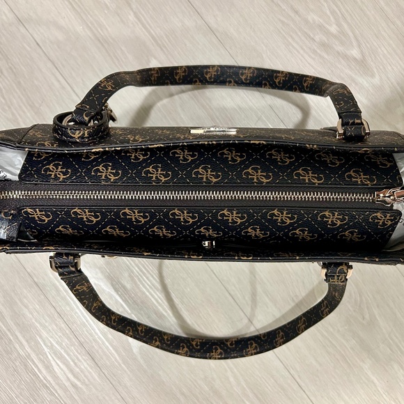 GUESS Womens Daryna Elite Tote Bag - Picture 4 of 8